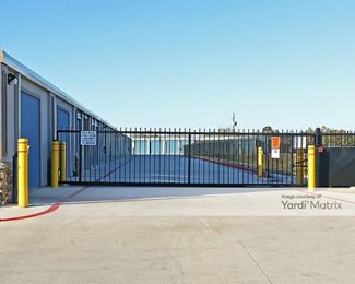 Photo 5 of iStorage - 1670 Rollingbrook Drive, Baytown, TX