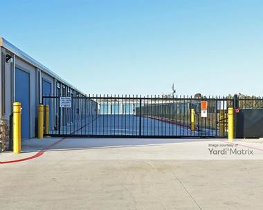 Storage Units for Rent available at 1670 Rollingbrook Drive, Baytown, TX 77521