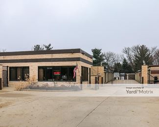 Photo 4 of Hawthorn Storage - 100 West Terra Cotta Avenue, Crystal Lake, IL