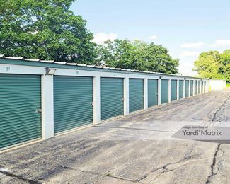 Photo 1 of Storage Rentals of America - 2105 South Eastwood Drive, Woodstock, IL