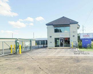 Photo 2 of Storage Rentals of America - 2105 South Eastwood Drive, Woodstock, IL