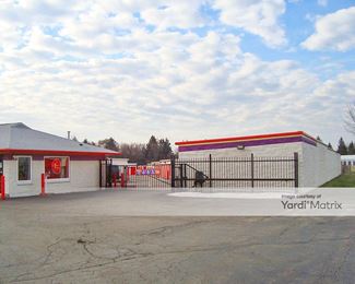 Photo 2 of Public Storage - 1000 East Lake Street, Hanover Park, IL