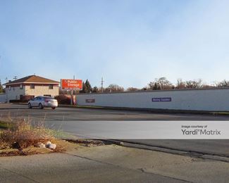 Photo 1 of Public Storage - 945 North Farnsworth Avenue, Aurora, IL