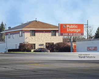 Photo 2 of Public Storage - 945 North Farnsworth Avenue, Aurora, IL