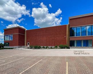 Photo 5 of SmartStop Self Storage - 1910 East Algonquin Road, Algonquin, IL