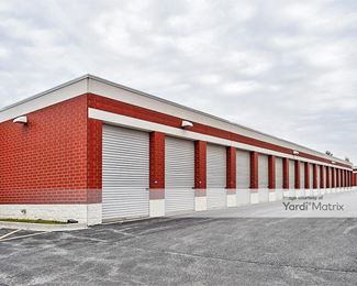 Photo 3 of Lock Up Self Storage, The - 755 Plainfield Road, Willowbrook, IL