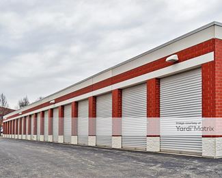 Photo 5 of Lock Up Self Storage, The - 755 Plainfield Road, Willowbrook, IL