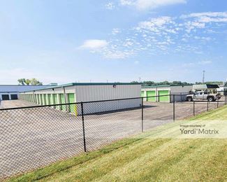 Photo 2 of Extra Space Storage - 500 North Kirk Road, Batavia, IL