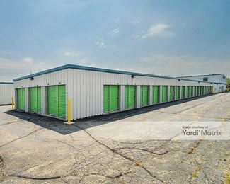 Photo 3 of Extra Space Storage - 500 North Kirk Road, Batavia, IL
