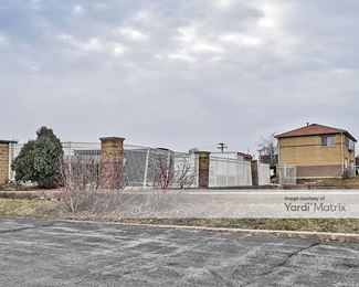 Photo 2 of A1 Storage of Downers Grove - 2701 Wisconsin Avenue, Downers Grove, IL