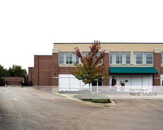 Photo 3 of U-Stor-It - 145 West Irving Park Road, Streamwood, IL