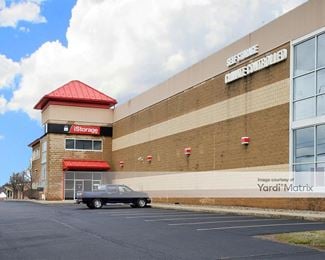 Photo 1 of iStorage - 4050 Whipple Avenue NW, Canton, OH