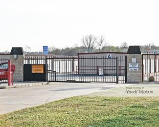 Photo 2 of Route 66 Mini Storage - 9702 East 520 Road, Claremore, OK