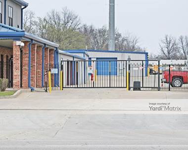 Storage Units for Rent available at 12565 East 21st Street, Tulsa, OK 74129