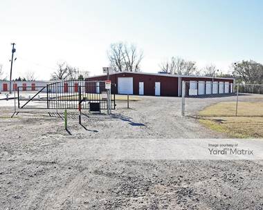 Storage Units for Rent available at 512 Frisco Avenue, Henryetta, OK 74437