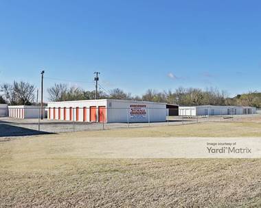 Storage Units for Rent available at 512 Frisco Avenue, Henryetta, OK 74437