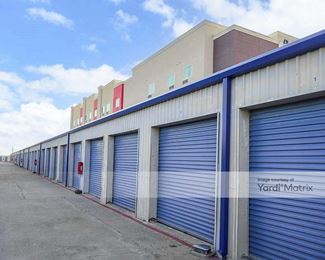 Photo 2 of Move It Storage - 9337 South Padre Island Drive, Corpus Christi, TX
