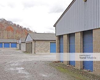 Photo 4 of Blake-s Mini Storage - 433 Constitution Blvd, New Brighton, PA