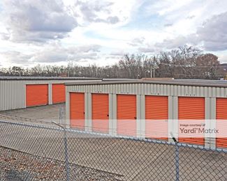 Photo 3 of Storage Point - 609 Market Street, Zelienople, PA