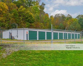 Photo 3 of Storage Rentals of America - 303 West Harbor Road, New Castle, PA