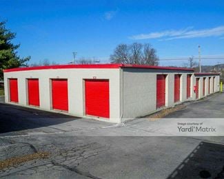 Photo 2 of iStorage - 4318 Middlebrook Pike, Knoxville, TN