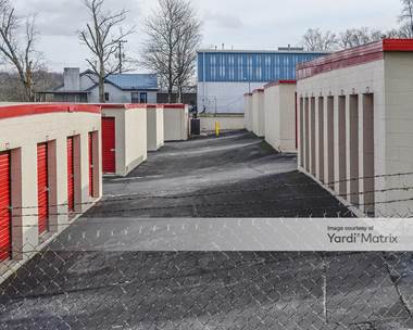 Storage Units for Rent available at 4318 Middlebrook Pike, Knoxville, TN 37921
