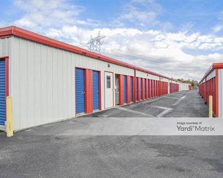 Photo 2 of MyPlace Self Storage - 1915 West Lamar Alexander Pkwy, Maryville, TN