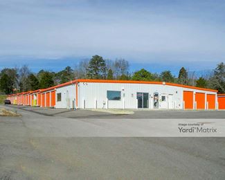 Photo 1 of iStorage - 142 Airport Plaza Blvd, Alcoa, TN