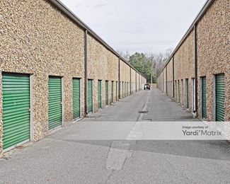 Photo 3 of Fort KNOX Storage - 2807 Capital Circle NE, Tallahassee, FL
