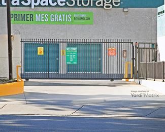 Photo 2 of Extra Space Storage - 401 Farnel Road, Santa Maria, CA