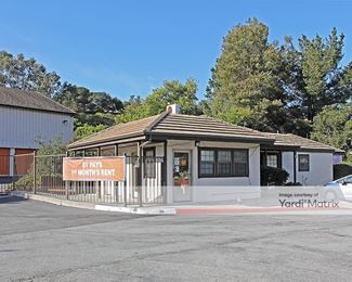 Photo 1 of Public Storage - 200 Calle Del Oaks, Del Rey Oaks, CA