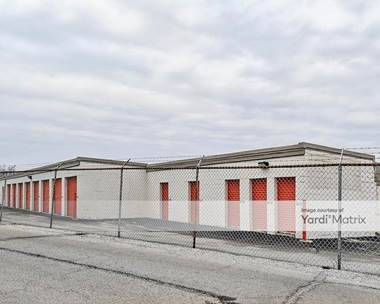 Storage Units for Rent available at 801 Joliet Road, Willowbrook, IL 60527