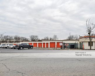 Photo 5 of Public Storage - 801 Joliet Road, Willowbrook, IL
