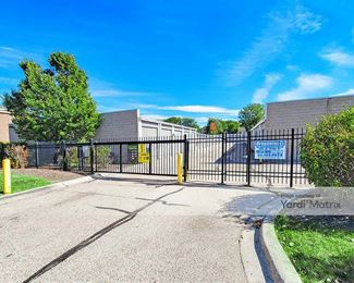 Photo 2 of Extra Space Storage - 2301 West Algonquin Road, Algonquin, IL