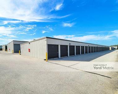 Storage Units for Rent available at 3200 Holeman Avenue, South Chicago Heights, IL 60411