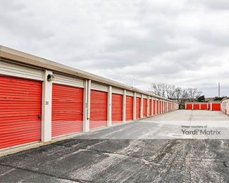 Photo 2 of Public Storage - 2401 Lois Drive, Rolling Meadows, IL
