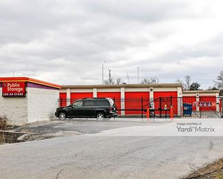 Photo 4 of Public Storage - 2401 Lois Drive, Rolling Meadows, IL