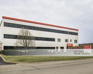Photo 2 of Public Storage - 20 East University Drive, Arlington Heights, IL