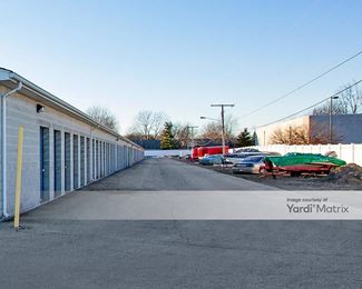 Photo 3 of Bill-s Movers-U Lock Storage - 10330 Indianapolis Blvd, Highland, IN