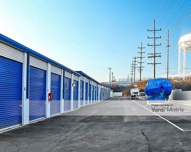 Storage Units for Rent available at 177 Deer Lake Road, Deerfield, IL 60015