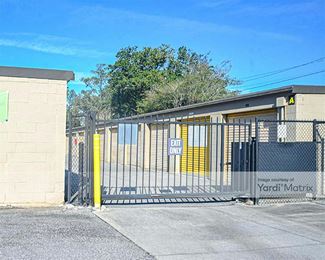 Photo 3 of Storage Rentals of America - 422 Old Trolley Road, Summerville, SC