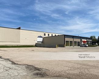 Photo 2 of CubeSmart Self Storage - 300 East 11 Route 22, Lake Zurich, IL