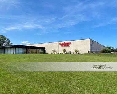 Storage Units for Rent available at 300 East 11 Route 22, Lake Zurich, IL 60047