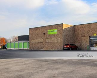 Photo 5 of Extra Space Storage - 3355 Sheridan Road, Zion, IL