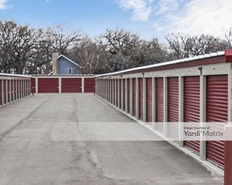 Photo 2 of Space Center Self Storage - 147 Commercial Drive, Yorkville, IL