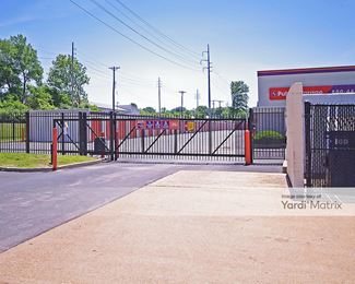 Photo 3 of Public Storage - 9030 Watson Road, St. Louis, MO