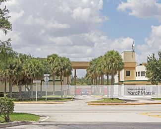 Photo 2 of Storage Express - 7400 West Oakland Park Blvd, Lauderhill, FL