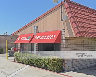 Photo 4 of Stor It Self Storage - 725 North Plaza Drive, Visalia, CA