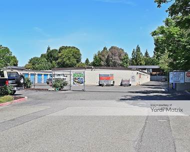 Storage Units for Rent available at 1735 East Yosemite Avenue, Manteca, CA 95336
