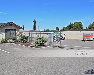 Photo 4 of Extra Space Storage - 1735 East Yosemite Avenue, Manteca, CA